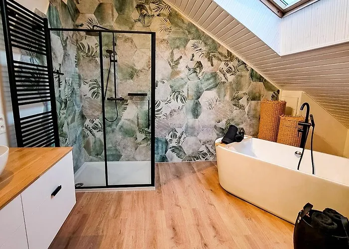 Et Salle De Bain Privative Lägenhet Liège